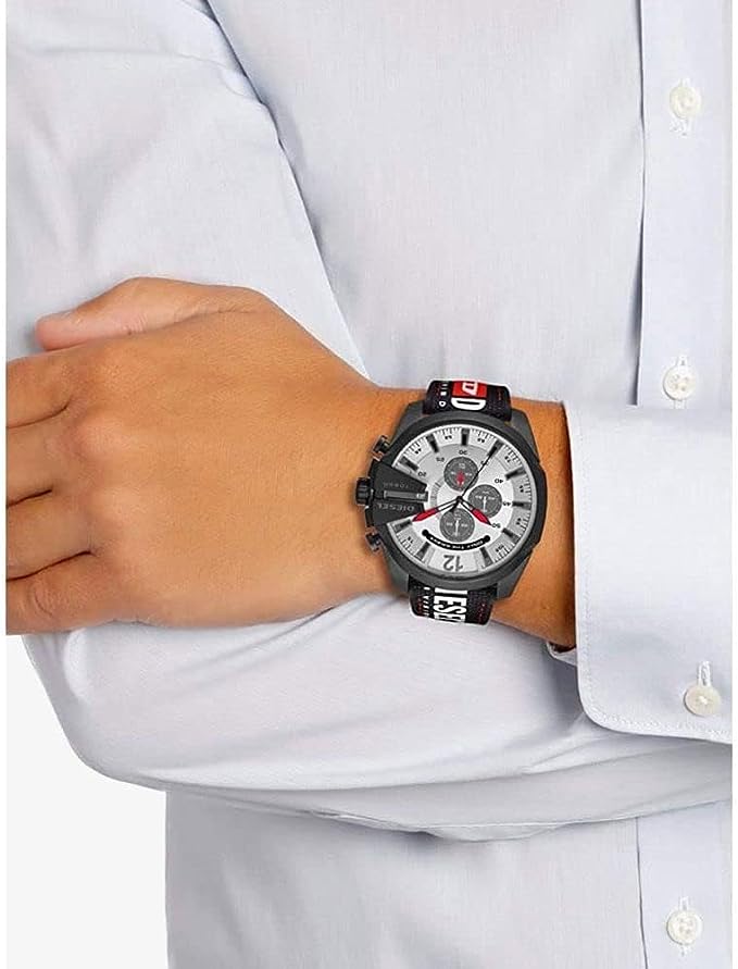 Diesel Reloj para hombre Mega Chief, movimiento Cronógrafo, caja 51mm Nylon Azul con correa Poliuretano, DZ4531